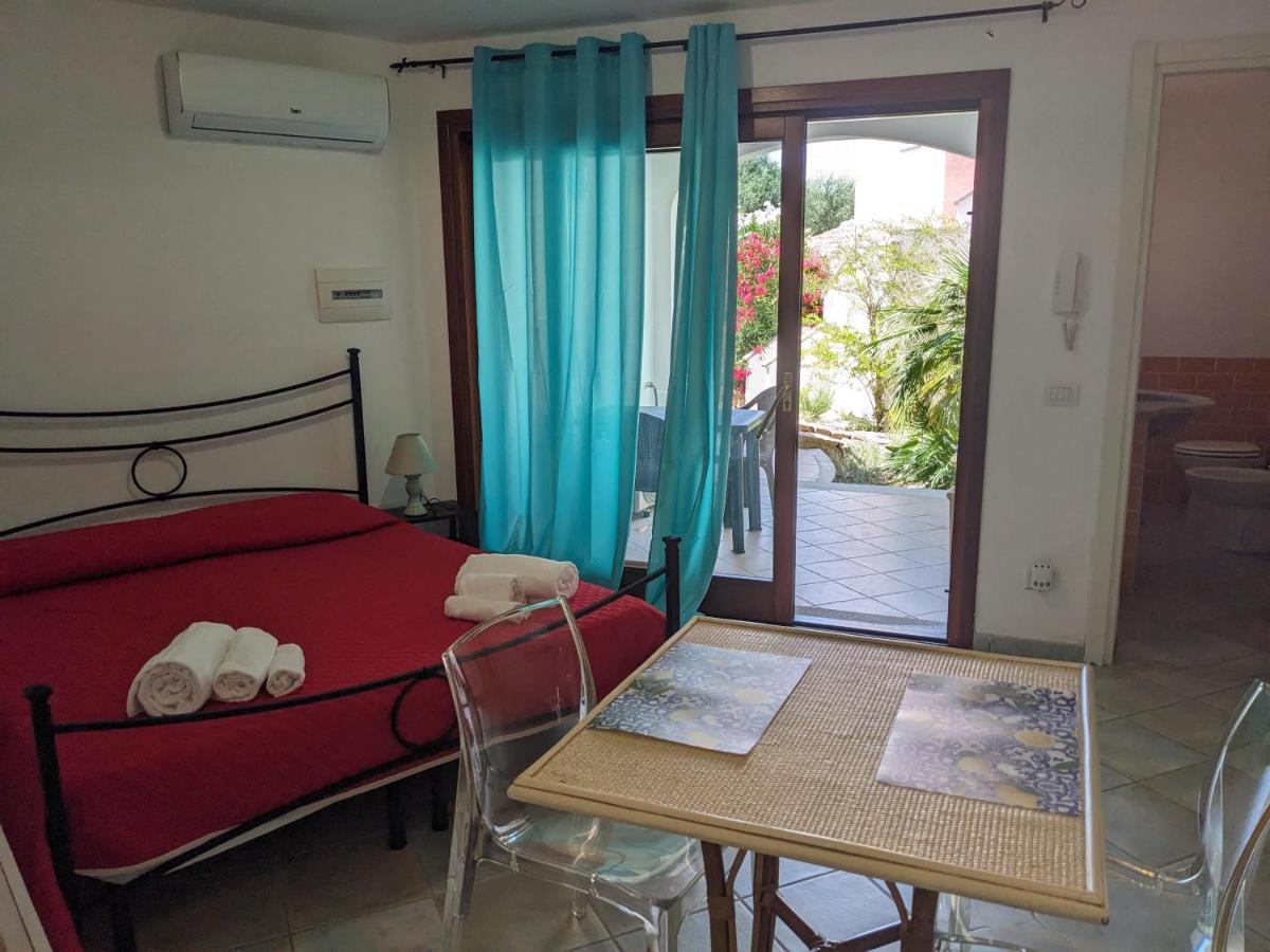 الشقق الفندقية غولفو أرانتْشيفي  Residenze Il Girasole الغرفة الصورة