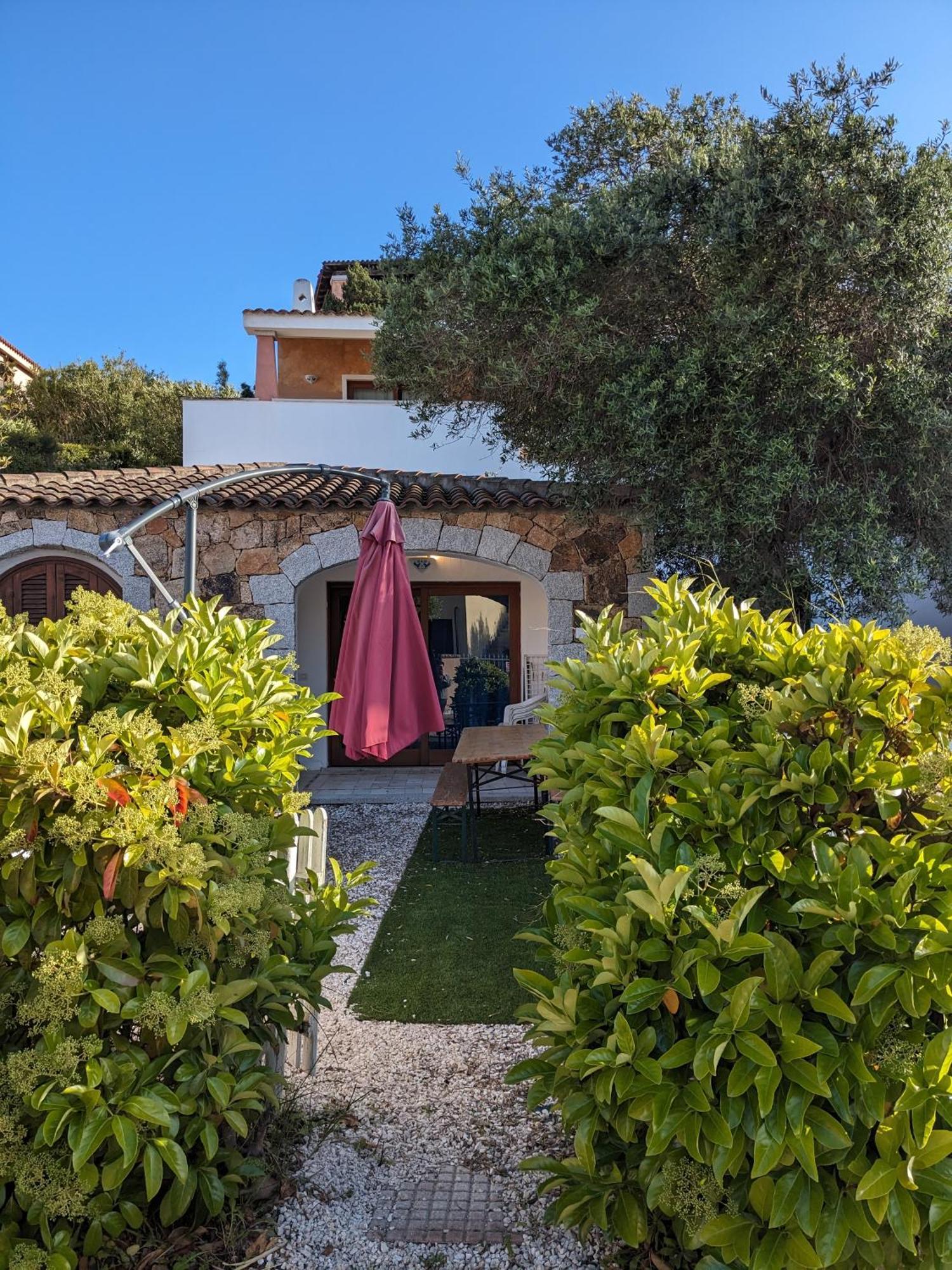 الشقق الفندقية غولفو أرانتْشيفي  Residenze Il Girasole المظهر الخارجي الصورة